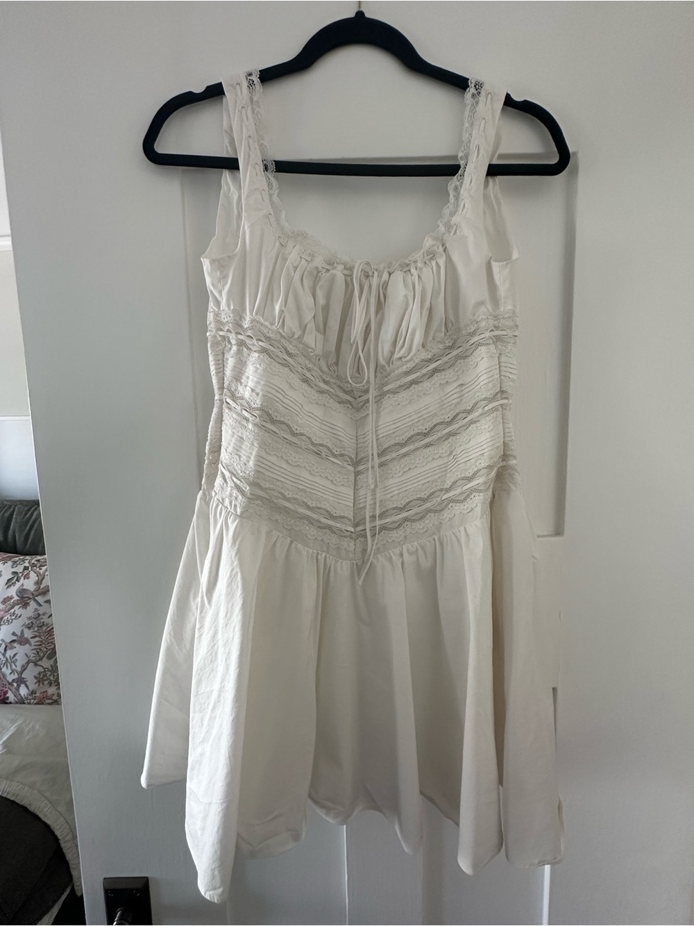 House of CB “Tiffani” White Lace Trim Mini Dress - Size Small